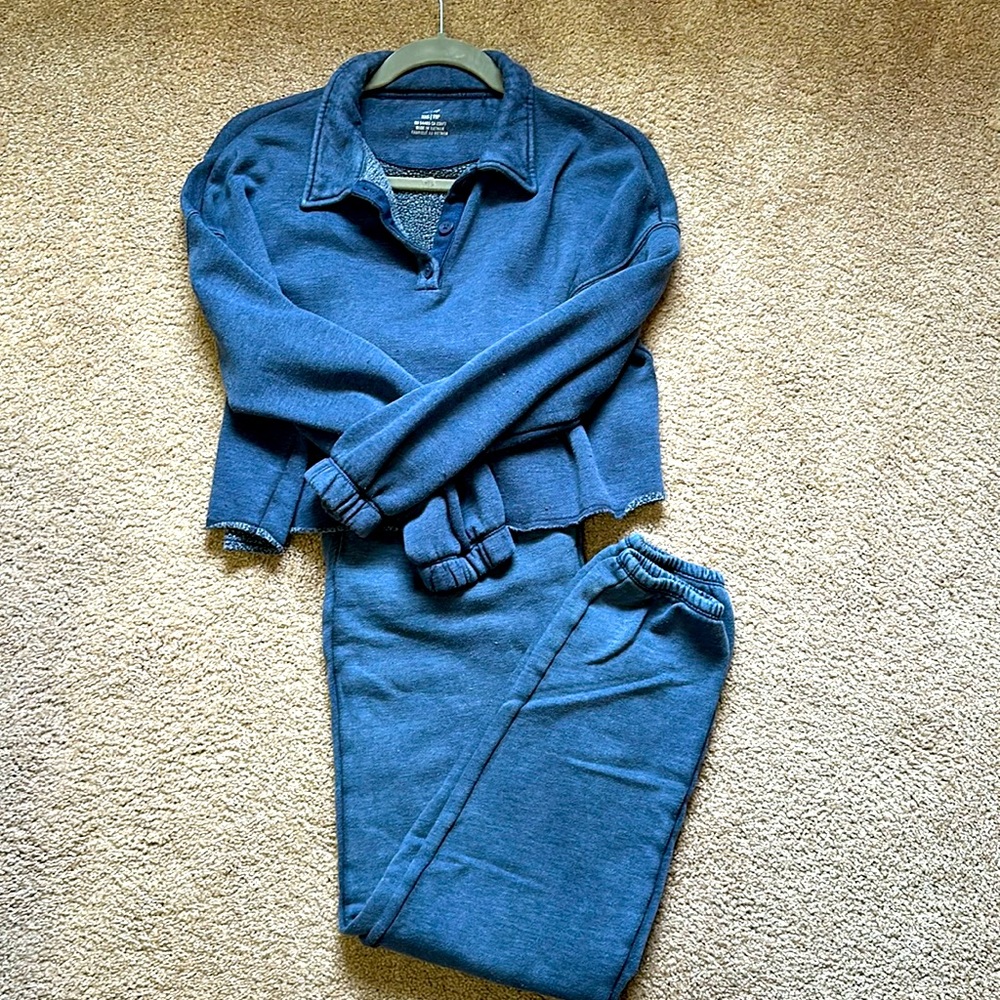 Aerie Matching Set! Like new!